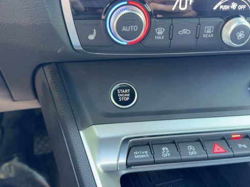 New 2025 Audi Q3 2.0T Premium image 25