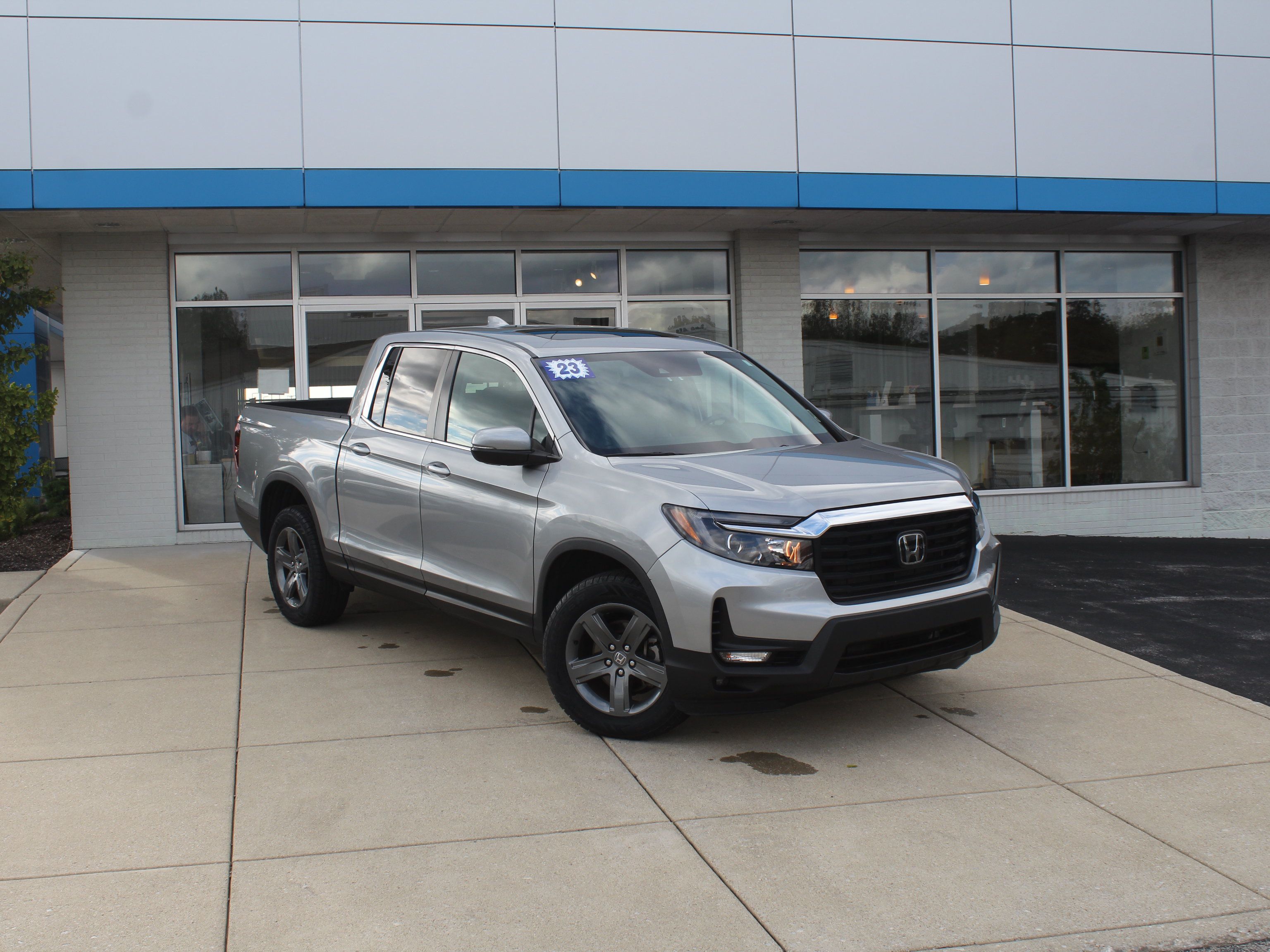 Used 2023 Honda Ridgeline RTL image 4