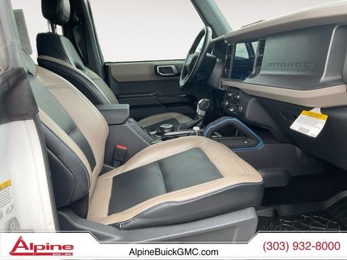 Used 2024 Ford Bronco Wildtrak AWD/4WD image 15
