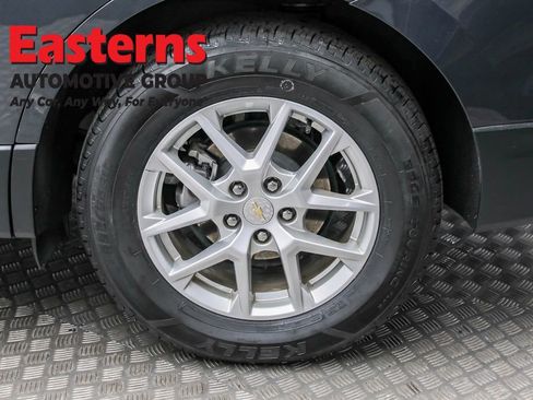 Used 2023 Chevrolet Equinox LT w/ Driver Convenience Package image 8