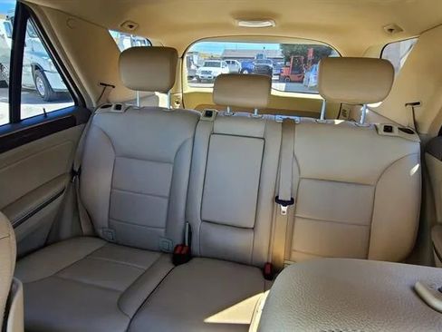 Used 2011 Mercedes-Benz ML 350 2WD image 8