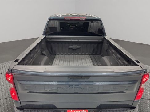 Used 2020 Chevrolet Silverado 1500 LT w/ All-Star Edition image 9