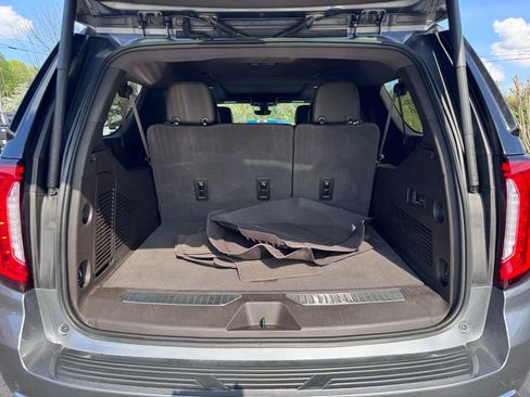 Used 2022 GMC Yukon XL Denali w/ Denali Premium Package image 42