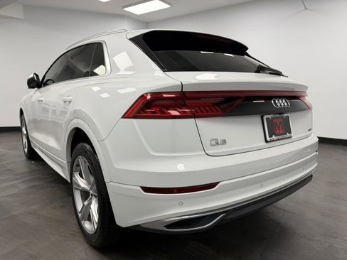 Used 2019 Audi Q8 Premium w/ Convenience Package image 4