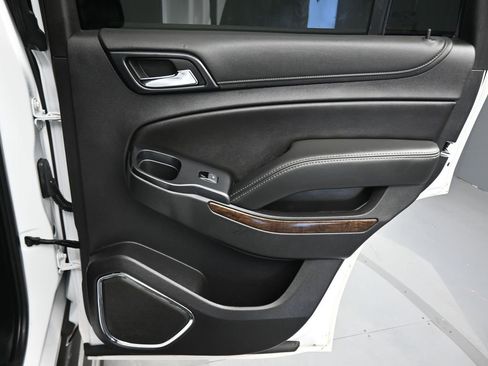 Used 2020 Chevrolet Tahoe LT image 44