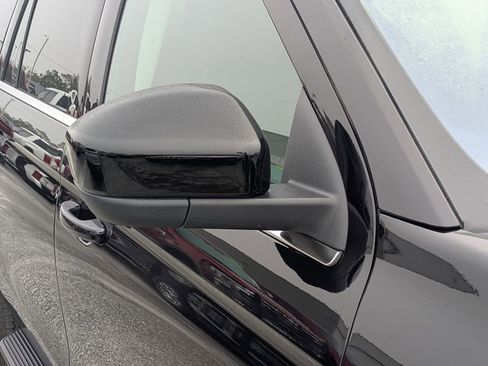 Used 2025 Ford Expedition Max Active image 10