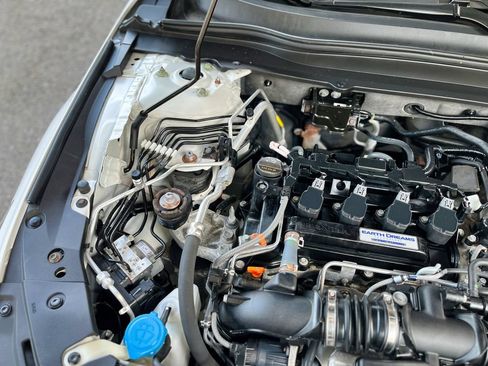 Used 2018 Honda Accord EX-L image 36