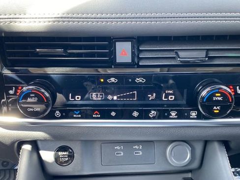 New 2026 Nissan Rogue Platinum image 18