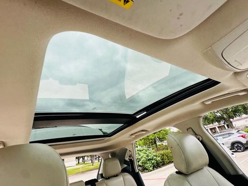 Used 2019 Ford Edge Titanium w/ Equipment Group 301A image 22