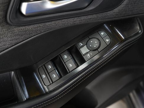 Used 2023 Nissan Rogue SV AWD/4WD image 20