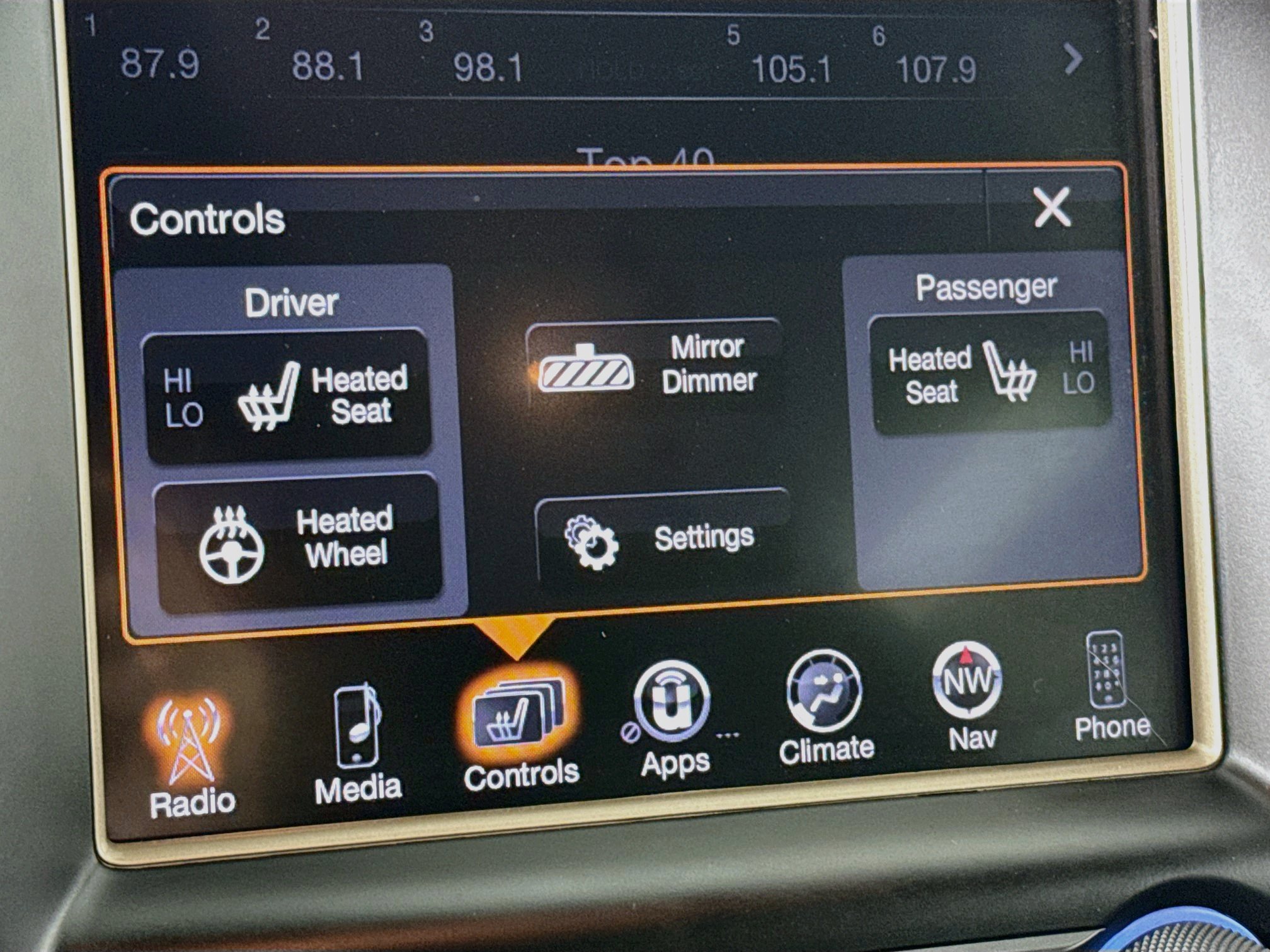 Used 2016 Jeep Grand Cherokee Limited AWD/4WD image 22