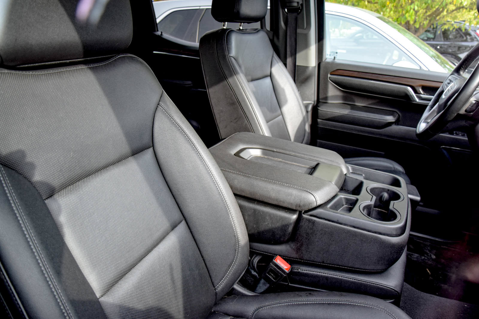 Used 2024 GMC Sierra 1500 SLT AWD/4WD image 20