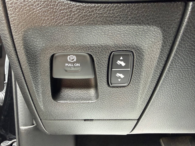 Used 2023 RAM 1500 Limited w/ Trailer Tow Group AWD/4WD image 17