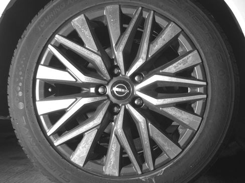 Used 2025 Nissan Altima 2.5 SV FWD image 15