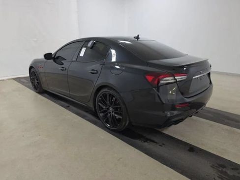 Used 2022 Maserati Ghibli Trofeo RWD image 9