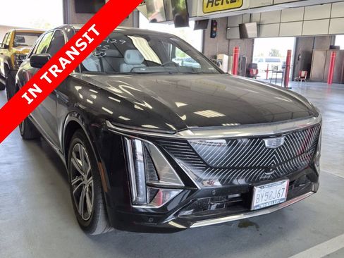 Used 2023 Cadillac Lyriq 2WD image 5