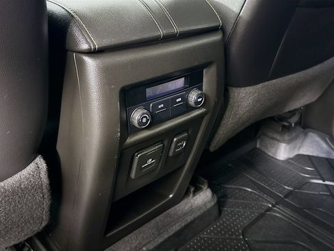 Used 2019 Chevrolet Traverse RS AWD/4WD image 29