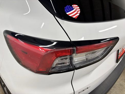 Used 2022 Ford Escape SEL w/ Technology Package image 7