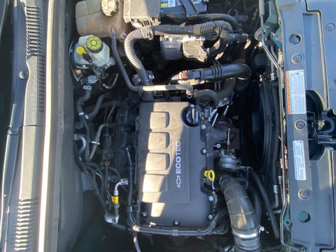 Used 2014 Chevrolet Cruze LT image 20