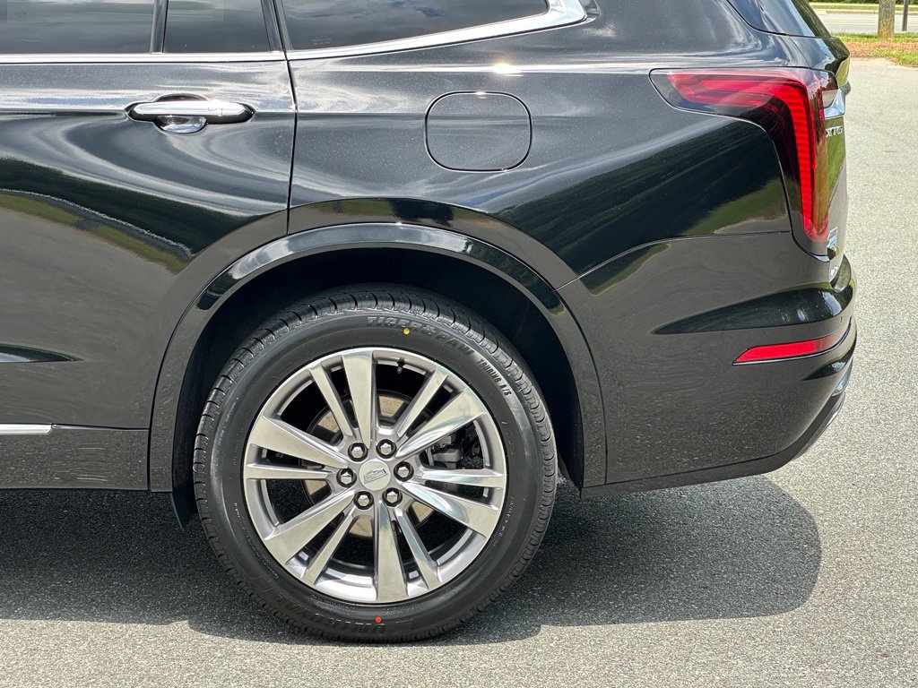 Used 2022 Cadillac XT6 Premium Luxury AWD/4WD image 42