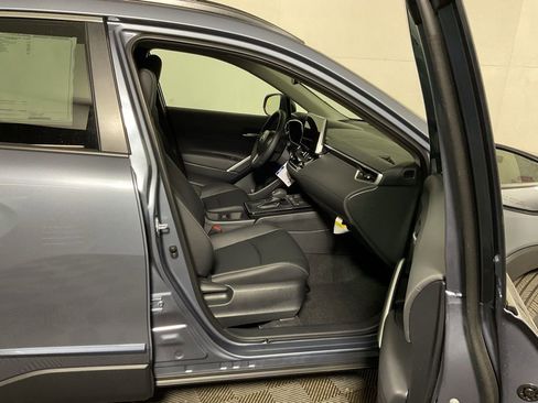 New 2026 Toyota Corolla Cross XLE image 38