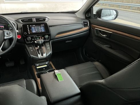 Used 2020 Honda CR-V Touring image 15