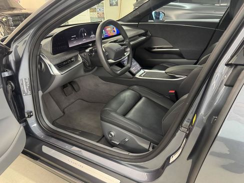Used 2024 Lucid Air Touring AWD/4WD image 6