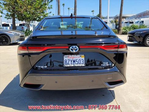 Certified 2022 Toyota Mirai w/ Advanced Technology Package RWD image 9