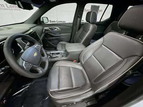 Used 2023 Chevrolet Traverse Premier w/ LPO, Cargo Package FWD image 23