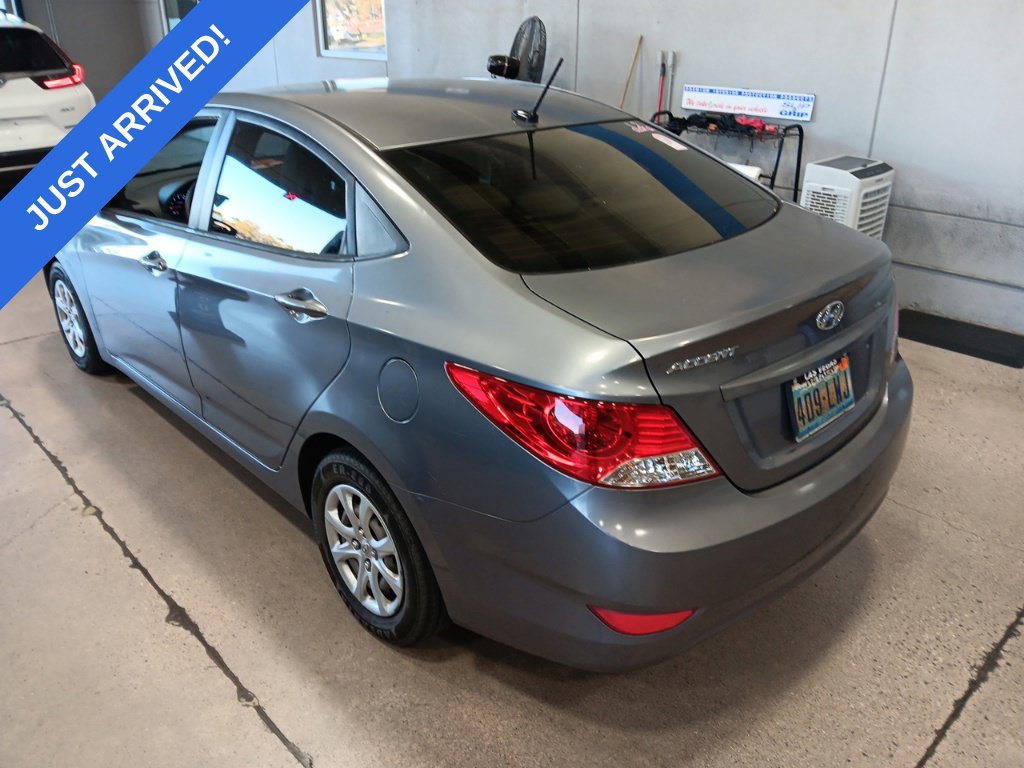 Used 2014 Hyundai Accent GLS FWD image 4