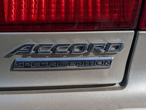 Used 2000 Honda Accord SE image 29