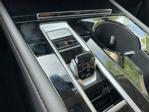 New 2025 Volkswagen Atlas Peak Edition SE image 46