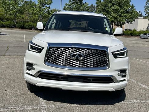 Used 2024 INFINITI QX80 Luxe RWD image 2
