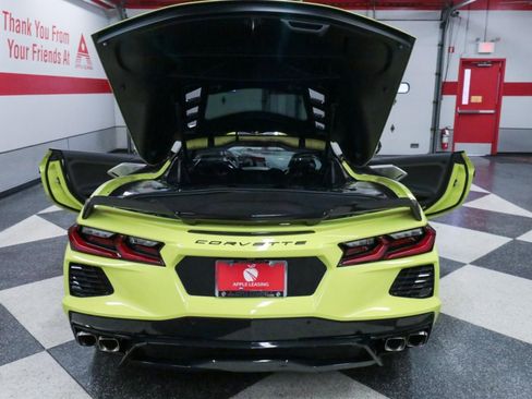 Used 2022 Chevrolet Corvette Stingray Premium Cpe w/ Z51 Performance Package image 40