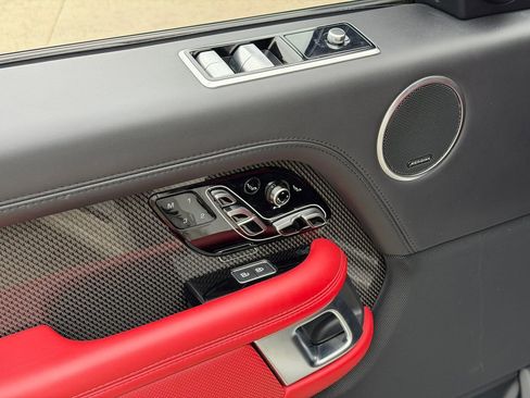 Used 2021 Land Rover Range Rover SV Autobiography Dynamic image 12