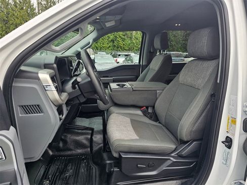 Used 2024 Ford F350 XLT image 19
