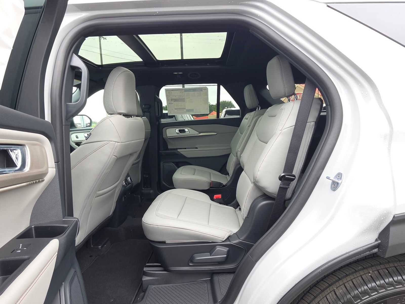 New 2027 Ford Explorer Active w/ Active Comfort Package AWD/4WD image 18