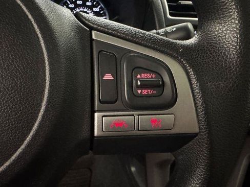 Used 2018 Subaru Forester 2.5i Premium AWD/4WD image 16