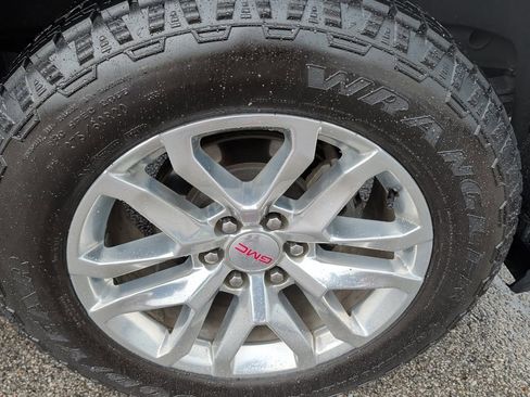 Used 2021 GMC Sierra 1500 SLT w/ SLT Premium Plus Package AWD/4WD image 8