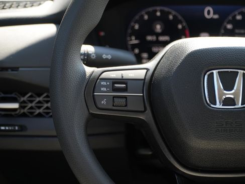 New 2025 Honda Accord SE image 23