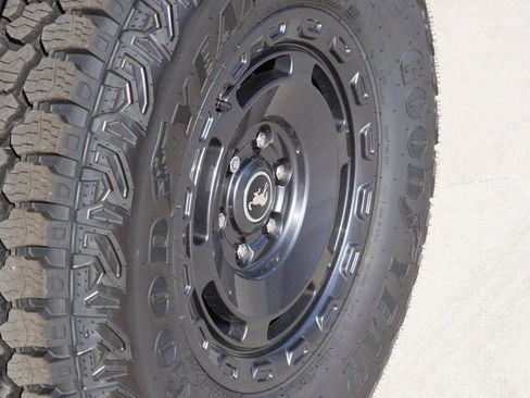 New 2025 Ford Bronco Badlands w/ Sasquatch Package image 40