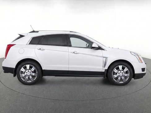 Used 2016 Cadillac SRX Luxury w/ Driver Awareness Package AWD/4WD image 8