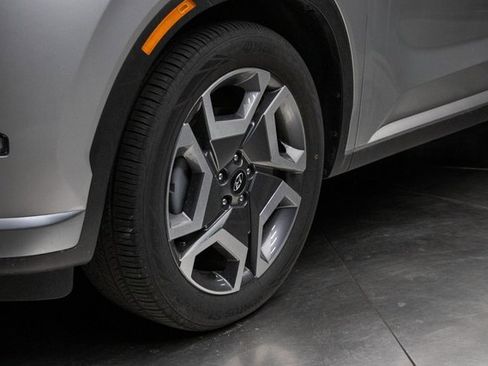 Used 2024 Hyundai Palisade SEL w/ Premium Package image 7