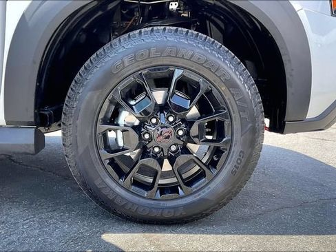 New 2026 Nissan Armada PRO-4X AWD/4WD image 9