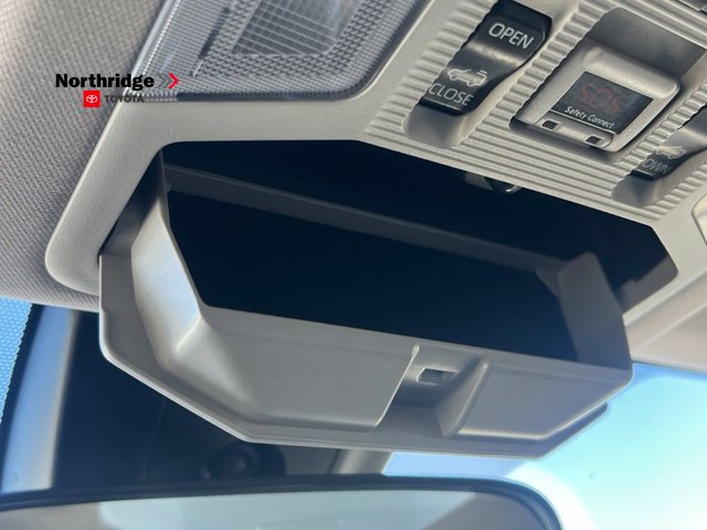 Used 2019 Toyota RAV4 XLE w/ Carpet Mat Package FWD image 37