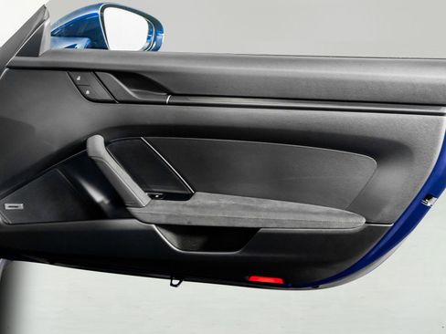 Used 2024 Porsche 911 Carrera GTS w/ Premium Package image 48