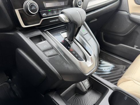 Used 2017 Honda CR-V LX image 41