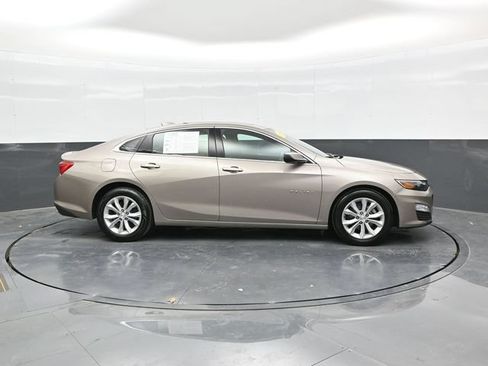 Used 2024 Chevrolet Malibu LT FWD image 8