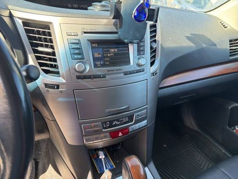 Used 2013 Subaru Outback 2.5i Limited w/ Moonroof Pkg image 8