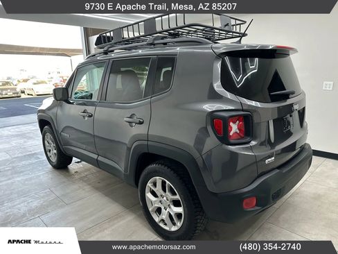 Used 2017 Jeep Renegade Latitude image 6